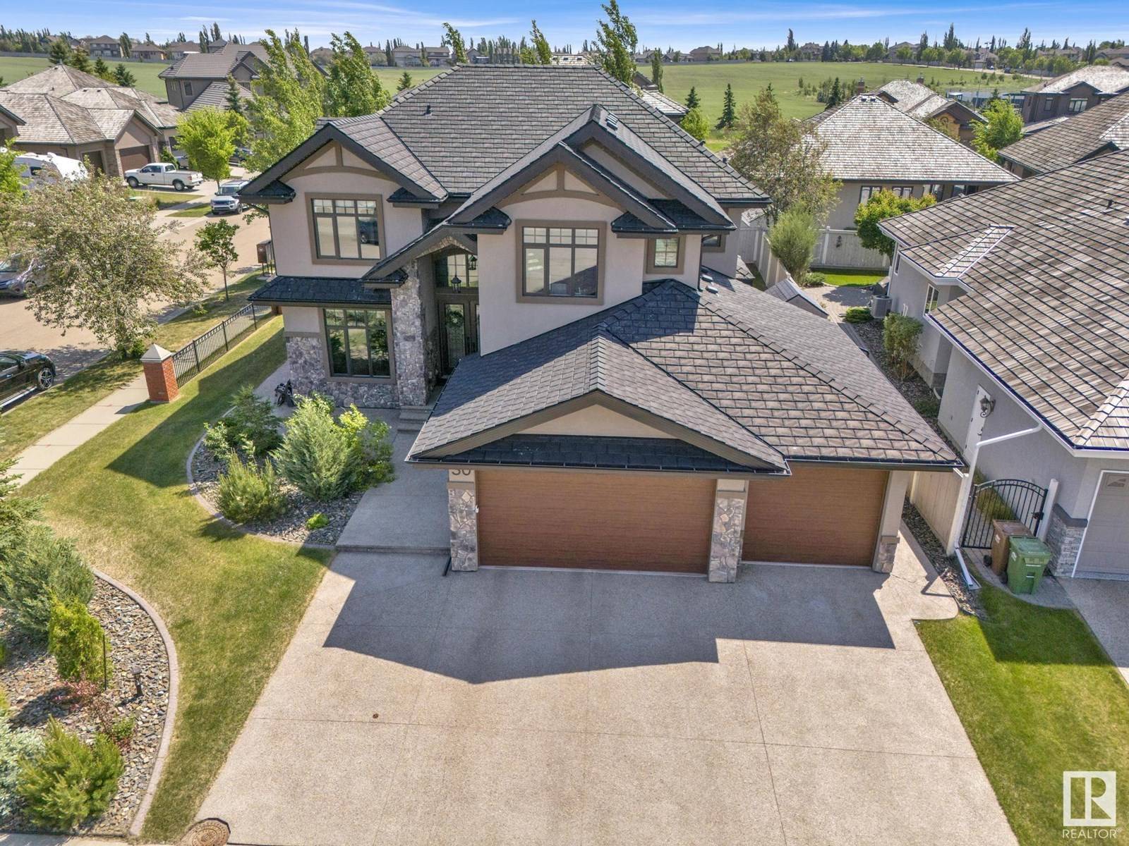 30 Kingsmeade CR, St. Albert, AB T8N4C8