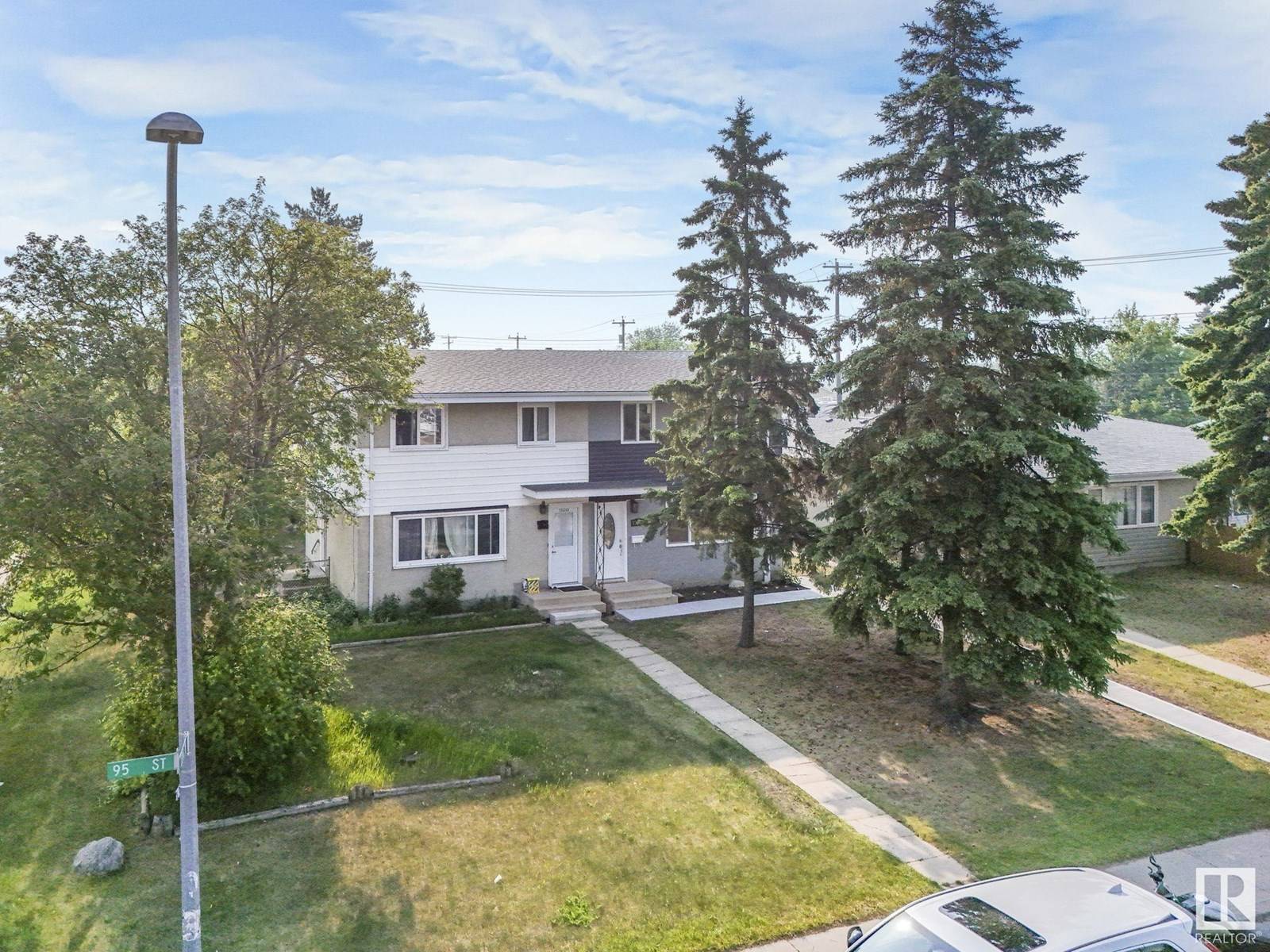 Edmonton, AB T5E3Y2,13211 95 ST NW