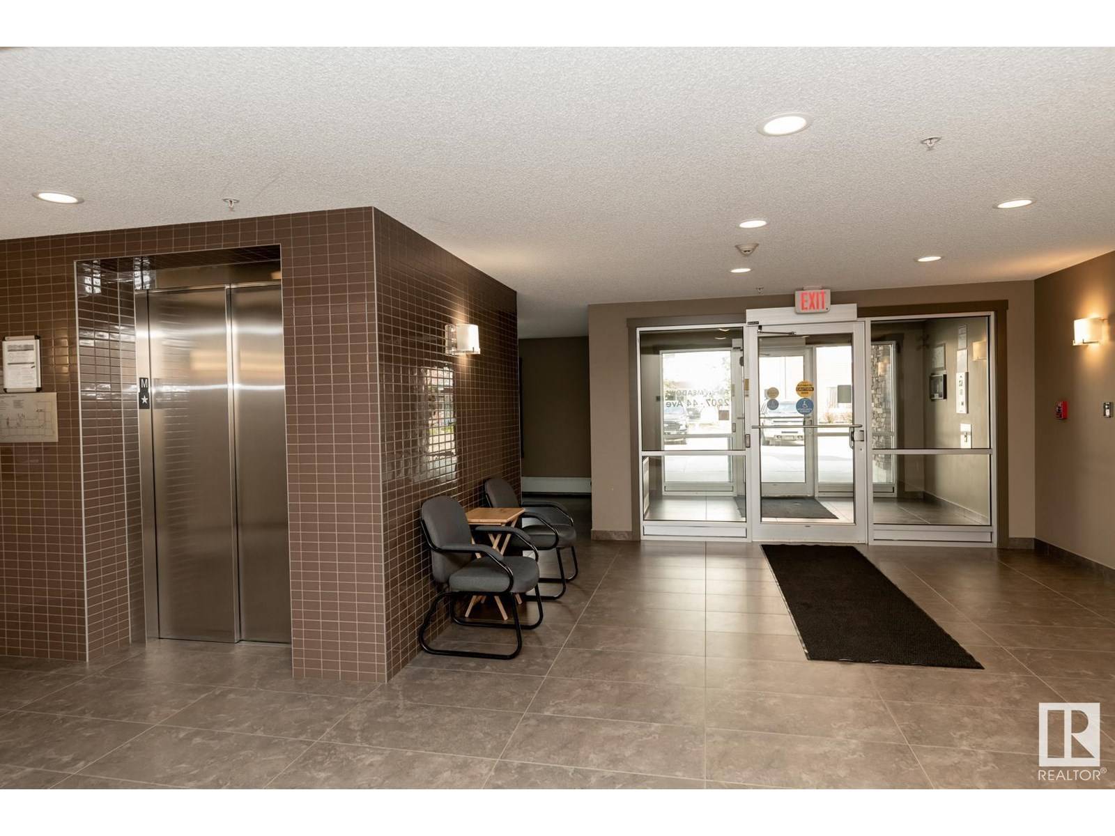 Edmonton, AB T6T0T2,#403 2207 44 AV NW