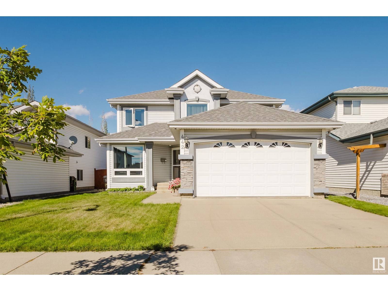442 KLARVATTEN LAKE WD NW, Edmonton, AB T5Z3B9