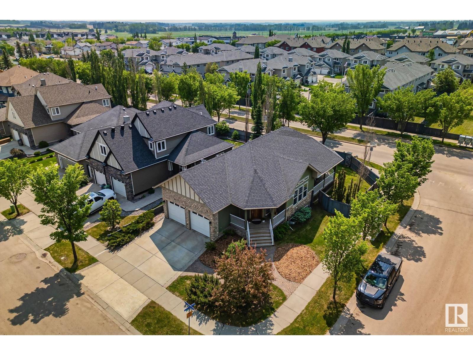 Beaumont, AB T4X1W5,5101 CHATEAU CO