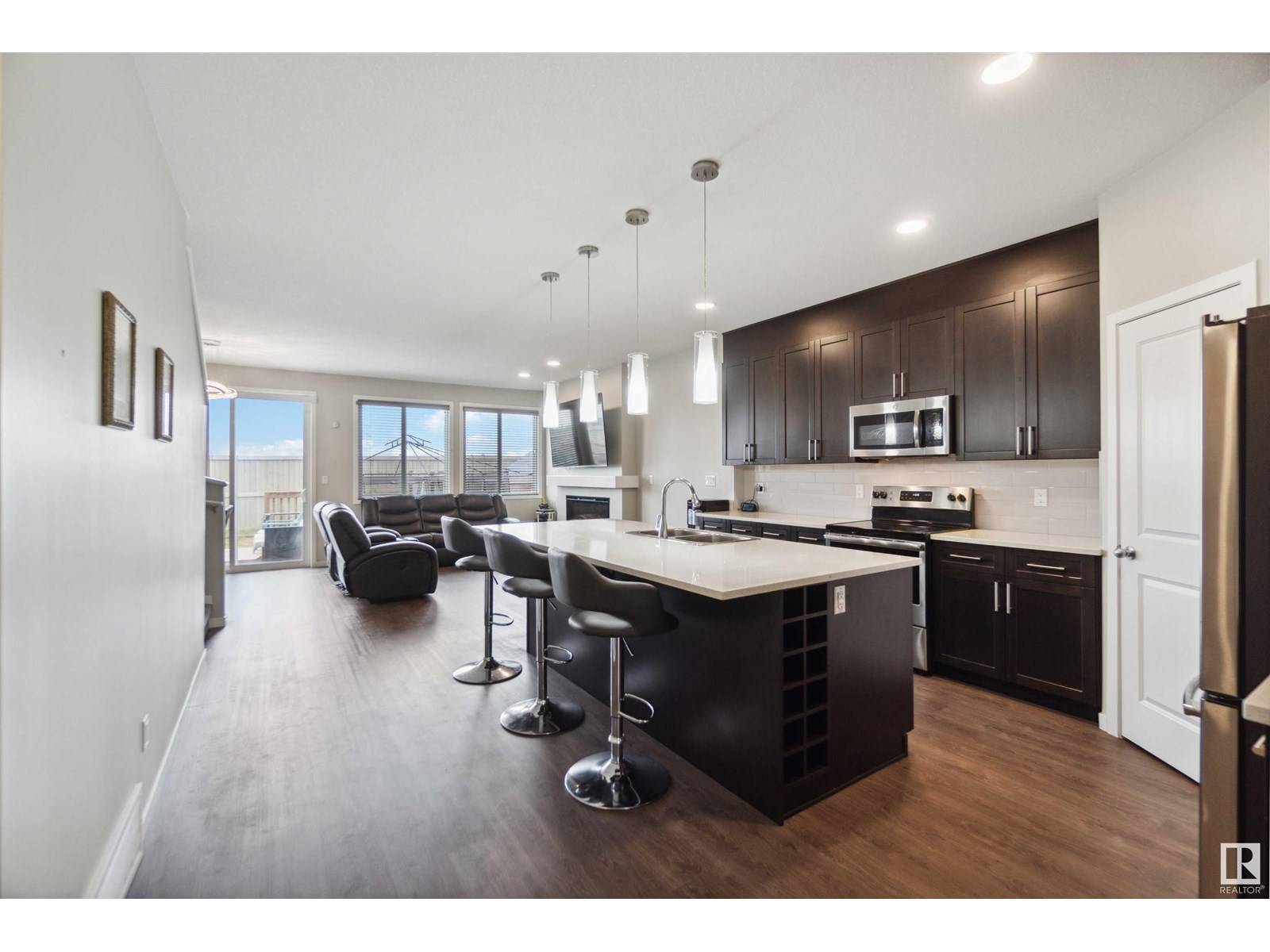 Edmonton, AB T6M0V7,671 Eagleson Crescent NW