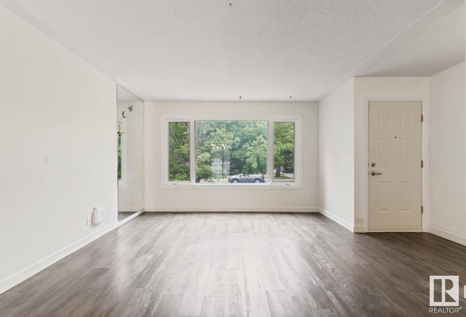 Edmonton, AB T5B2H5,12416 77 street NW