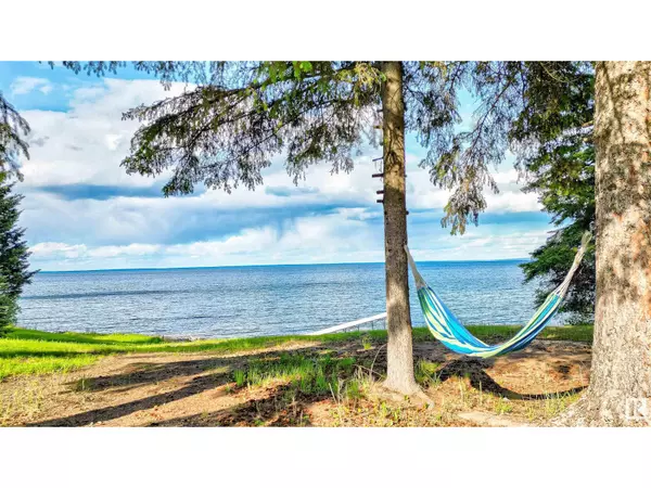 Cold Lake, AB T9M1G2,2202 28 ST