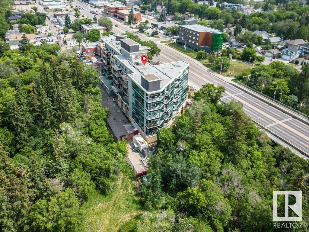 Edmonton, AB T6C0Z6,#105 9316 82 AV NW