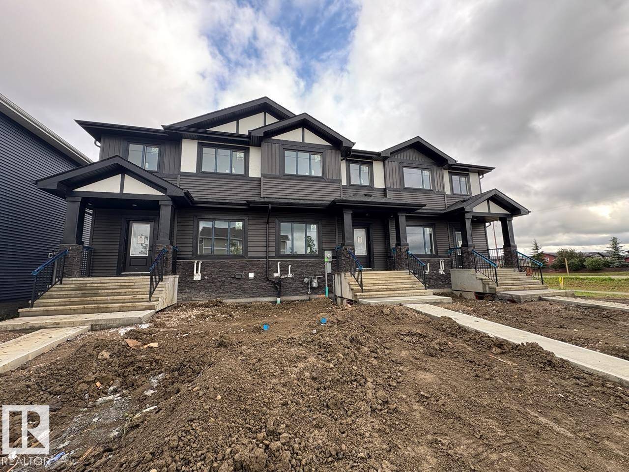 Morinville, AB T8R2P1,9907 107 AV