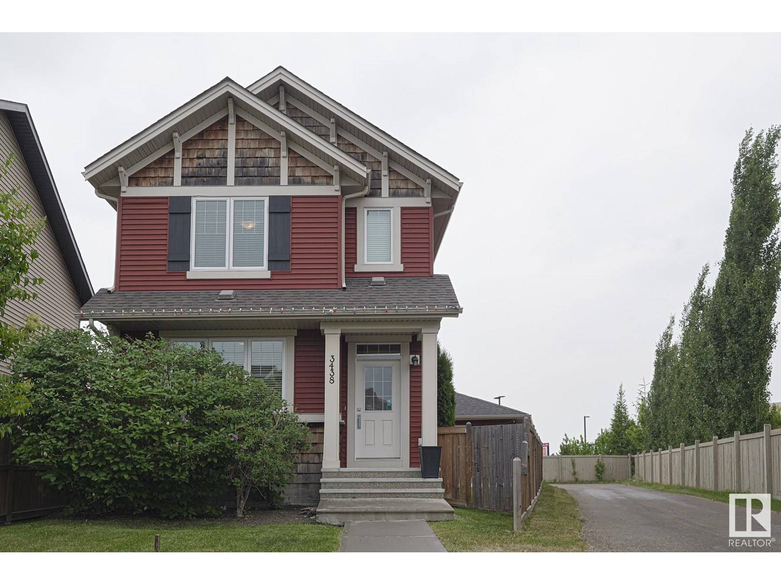 Edmonton, AB T6W2B3,3438 CUTLER CR SW