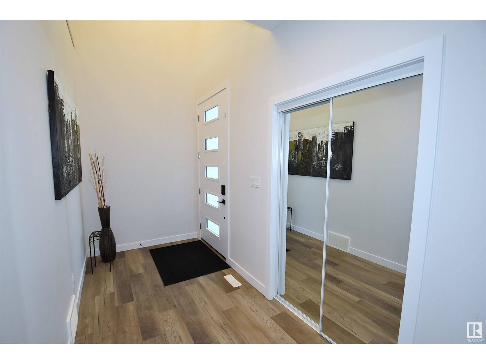 Stony Plain, AB T7Z0E8,277 SILVERSTONE CR