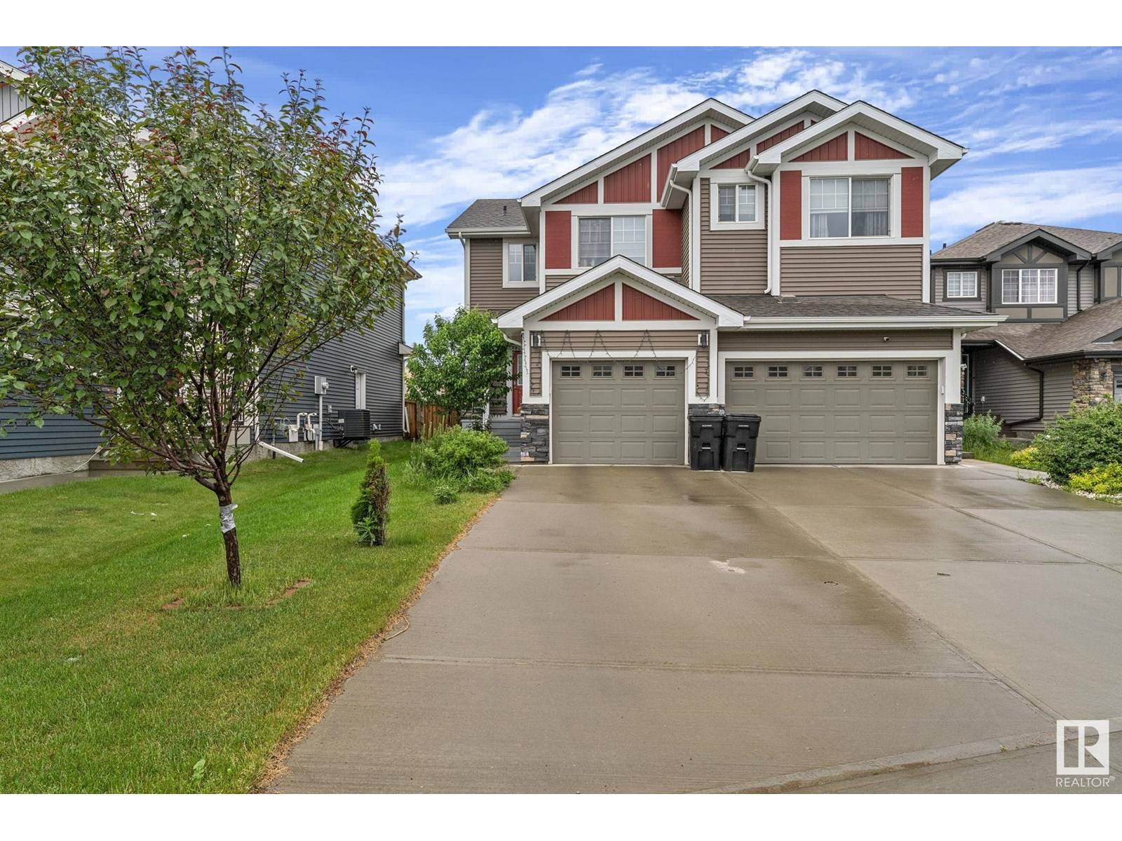 Edmonton, AB T5T7H2,8812 223 ST NW NW