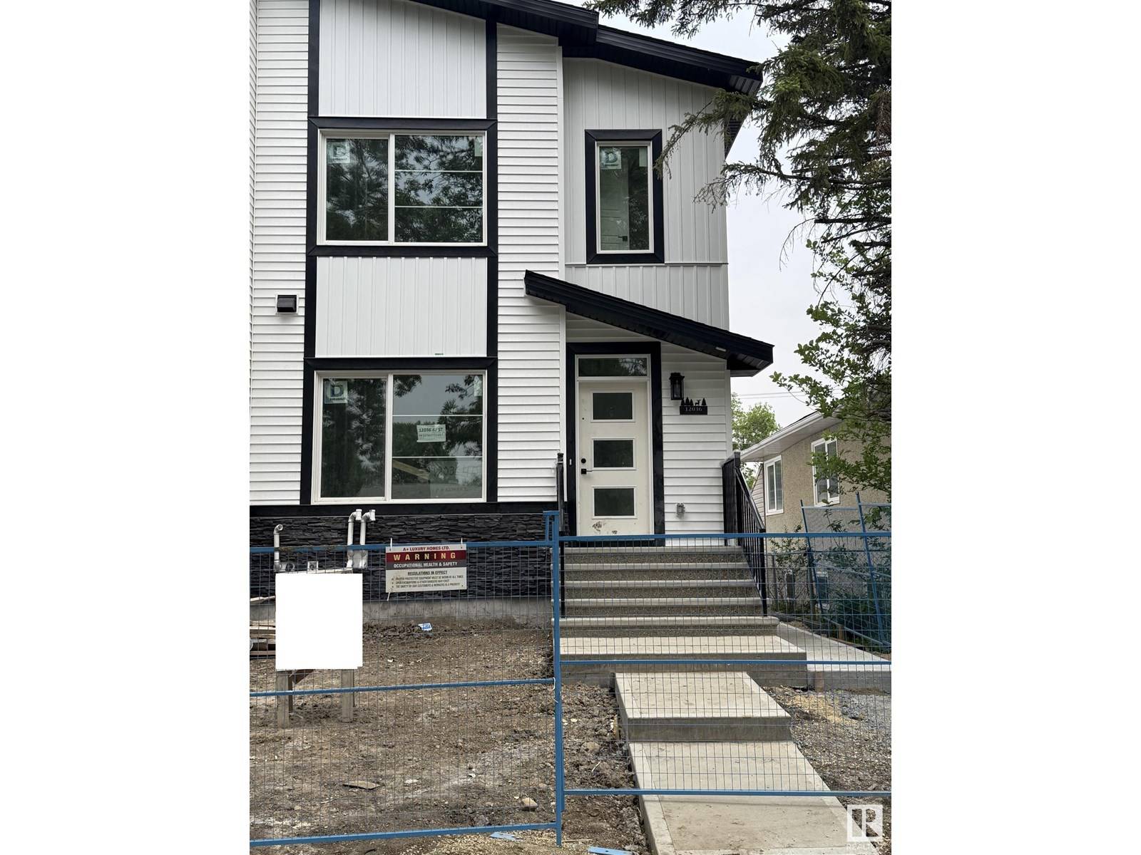 Edmonton, AB T5W2X3,12036 47 ST NW