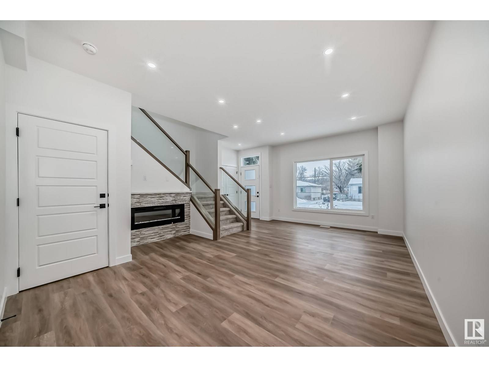 Edmonton, AB T5W2X3,12036 47 ST NW