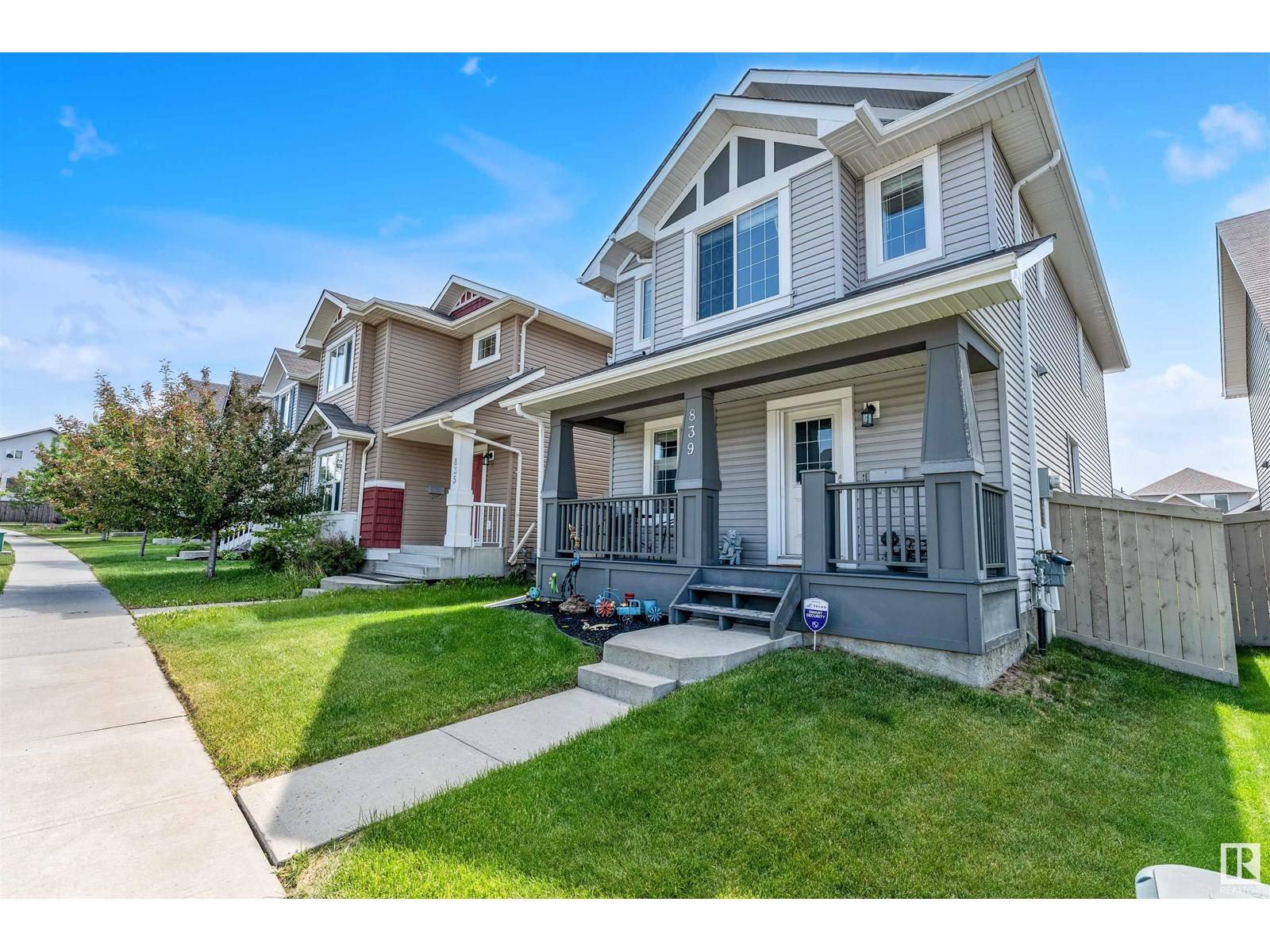 Edmonton, AB T6T0S3,839 37 AV NW
