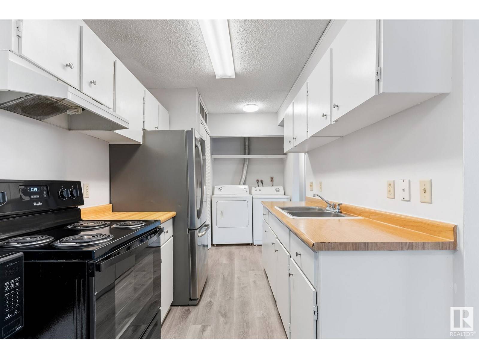 Edmonton, AB T6K3M8,8439 29 Ave AV NW NW