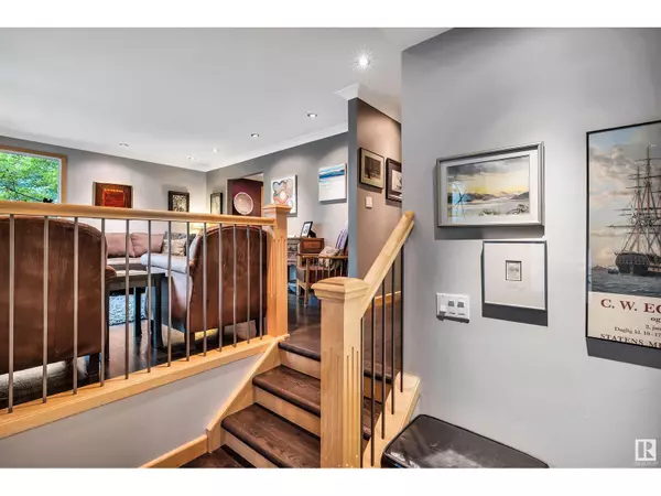 St. Albert, AB T8N2Y5,11 Berrymore Dr