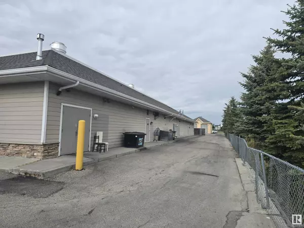 Airdrie, AB T4A2G1,800 Veterans BV NW