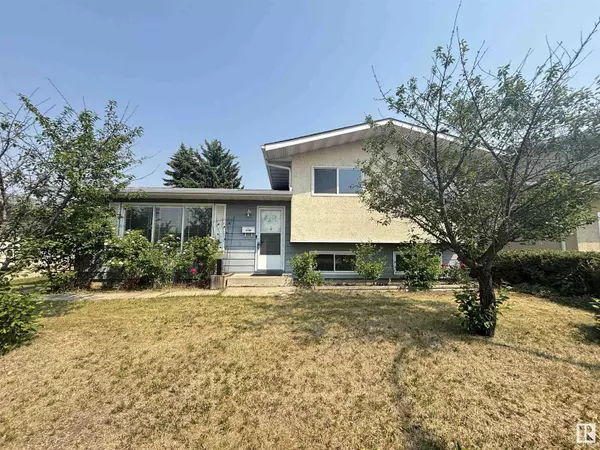 Edmonton, AB T6J0R1,11108 40 AV NW