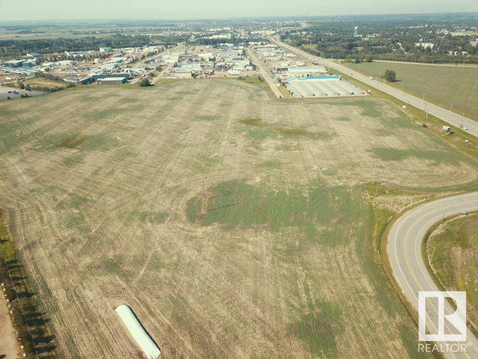 15 HWY 88 Ave, Fort Saskatchewan, AB T8L1I1