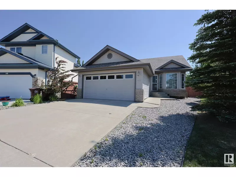 52 NAPLES WY, St. Albert, AB T8N7G1