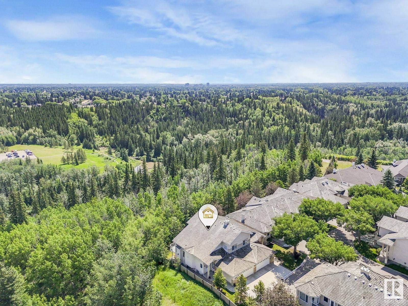 Edmonton, AB T6R2Y2,#13 577 BUTTERWORTH WY NW
