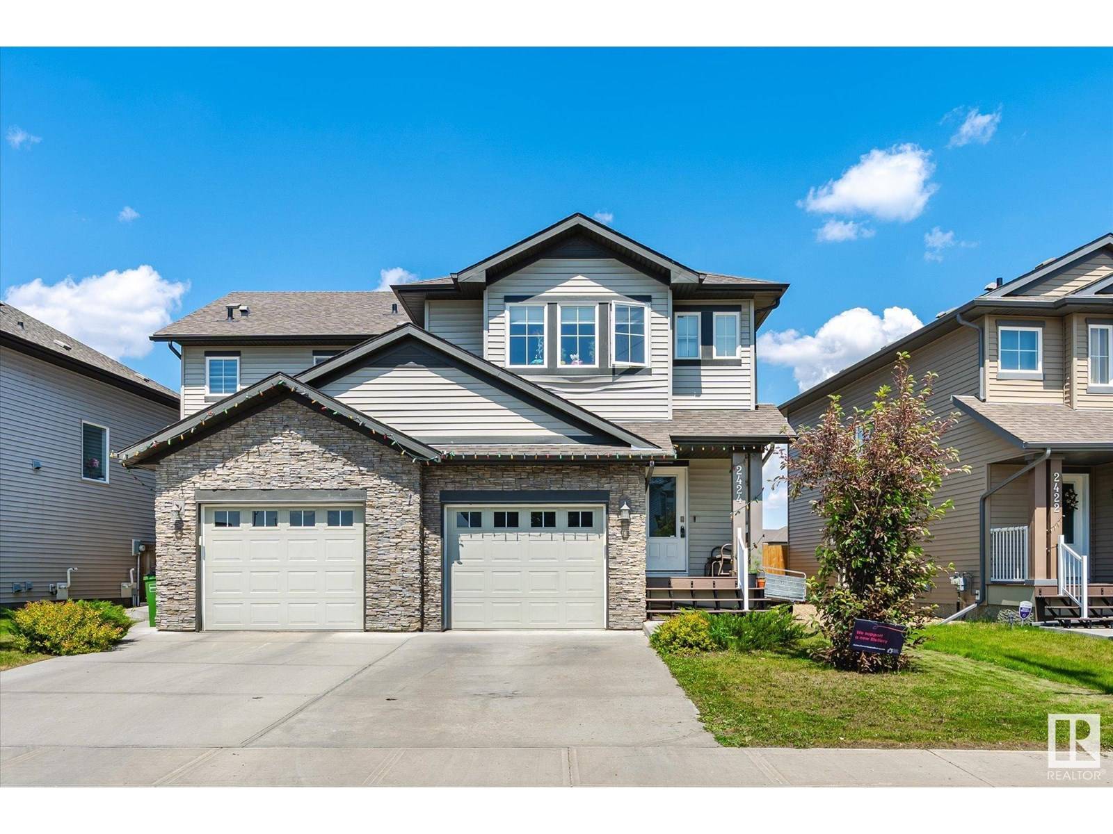 2424 19A AV NW NW, Edmonton, AB T6T2C9
