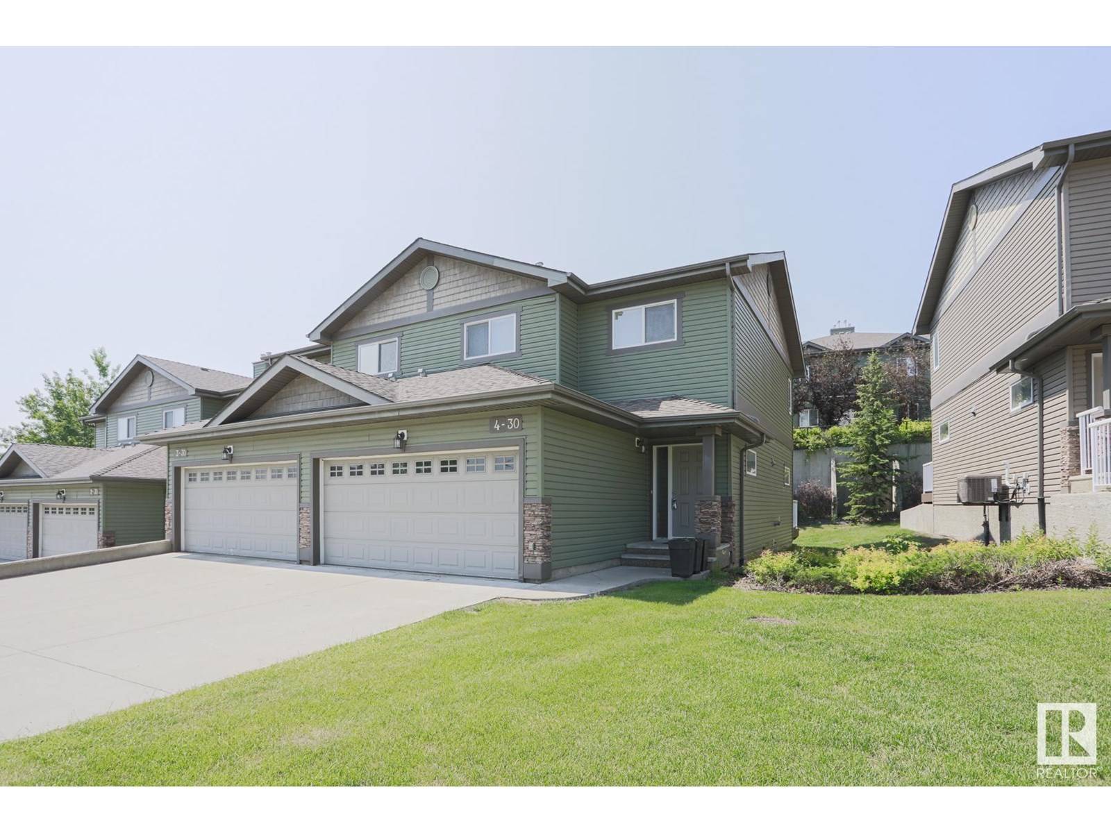 St. Albert, AB T8N3T1,#4 30 OAK VISTA DR