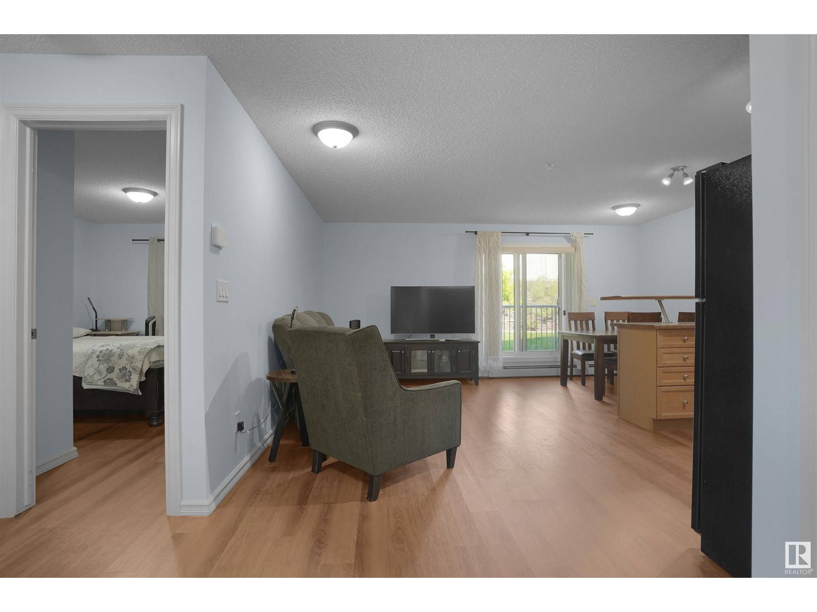 Edmonton, AB T6T0B6,#117 4407 23 ST NW