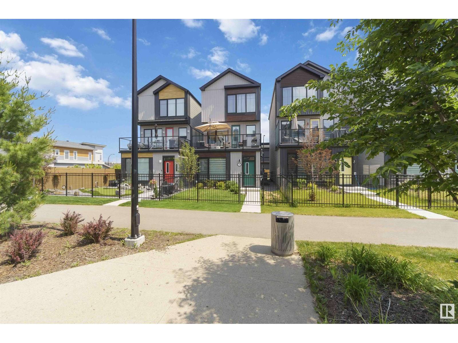 Edmonton, AB T6X2X9,408 38A ST SW