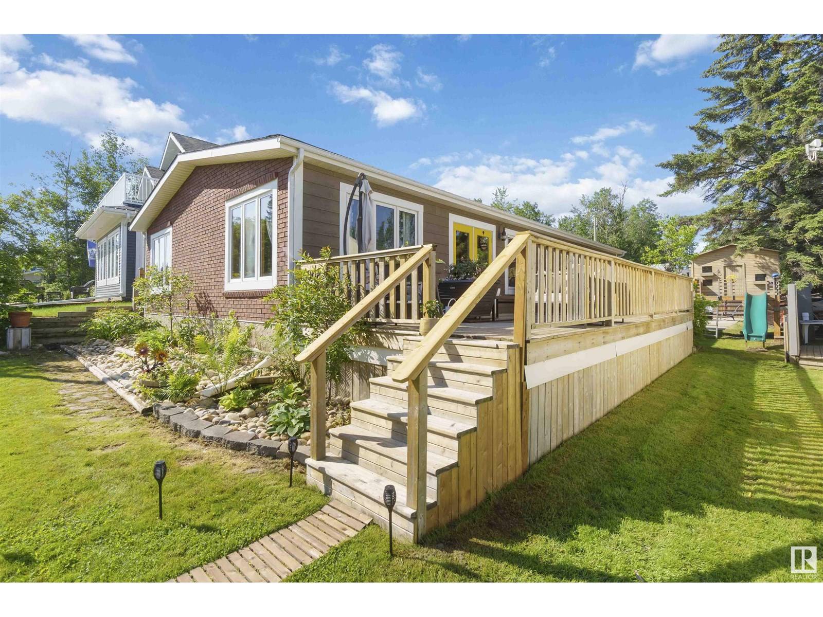 5008 55 ST, Rural Lac Ste. Anne County, AB T0E0A0