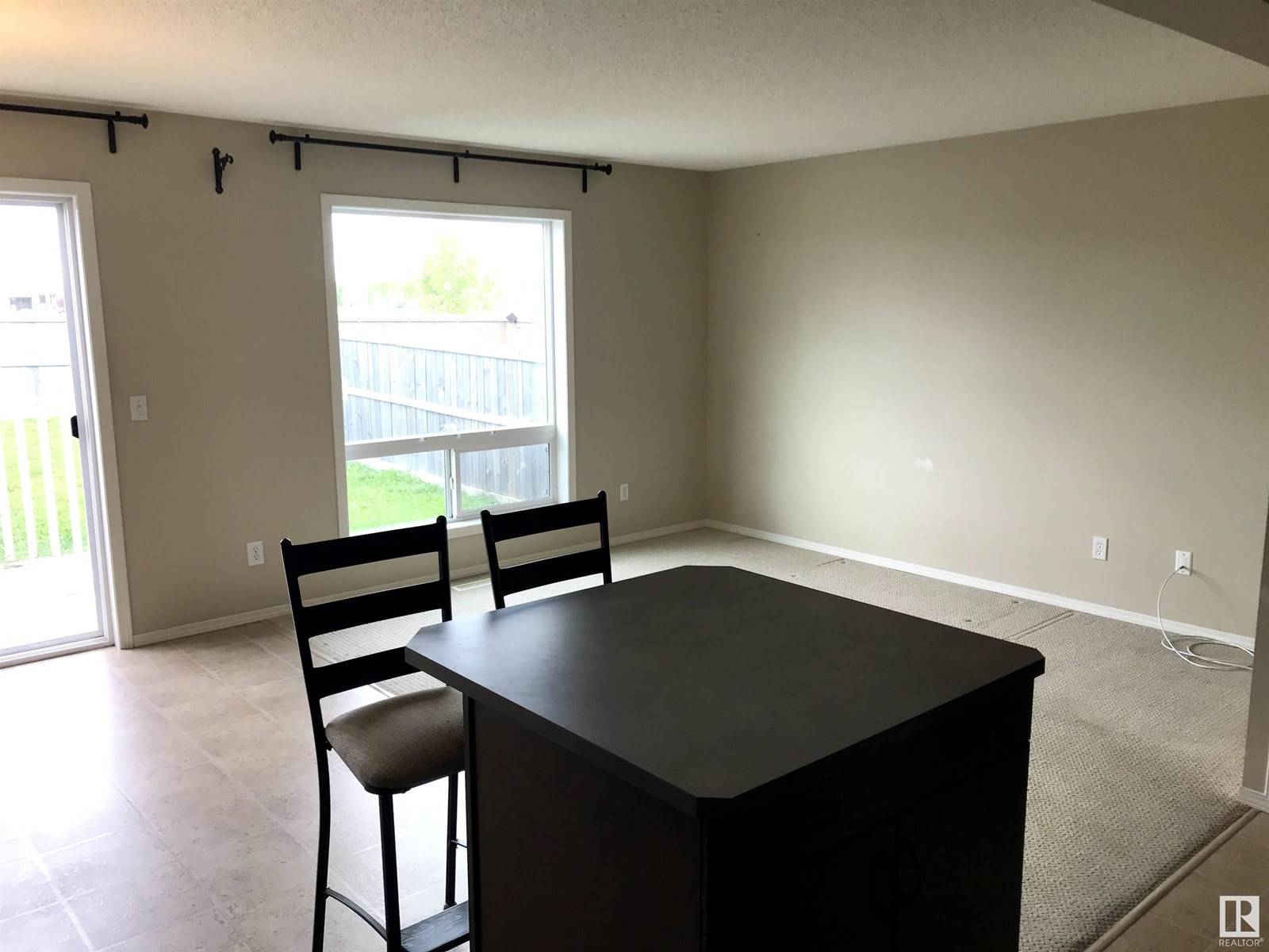 Fort Saskatchewan, AB T8L0E8,33 Red Canyon WY