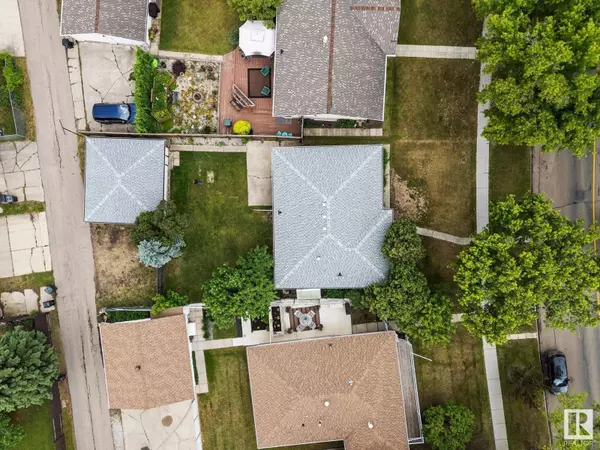 Spruce Grove, AB T7X1G5,148 BROOKWOOD DR