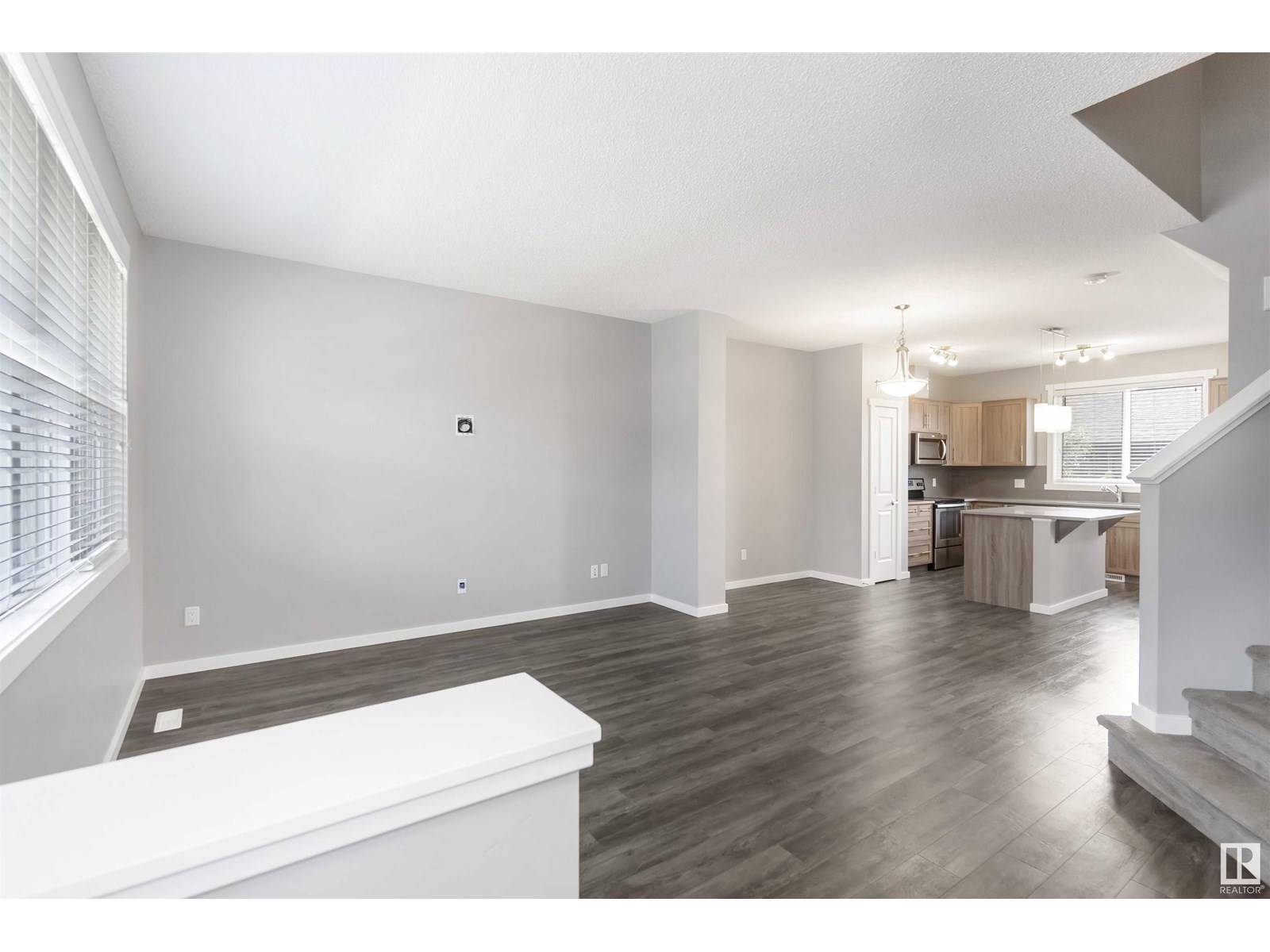 Edmonton, AB T6W3P4,2259 GLENRIDDING BV SW
