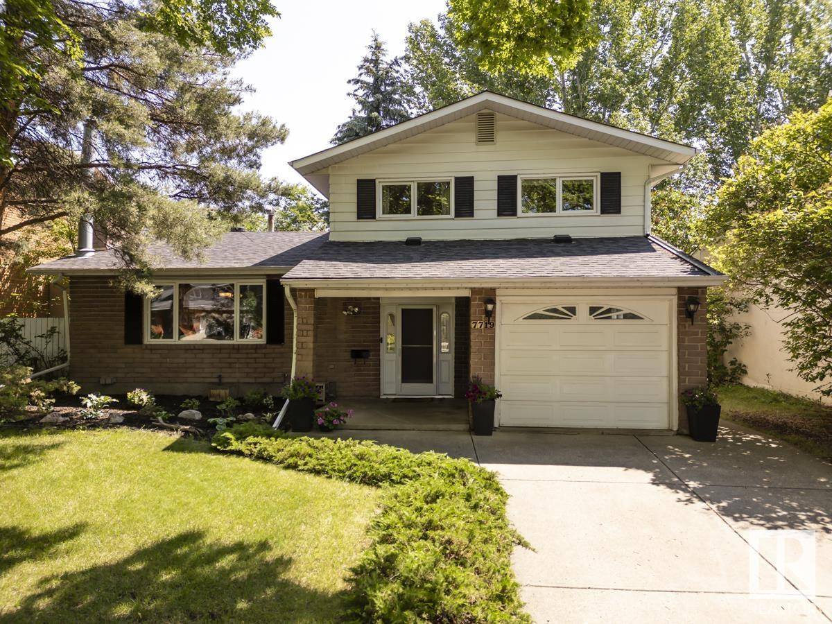 7719 157 ST NW, Edmonton, AB T5R2A1