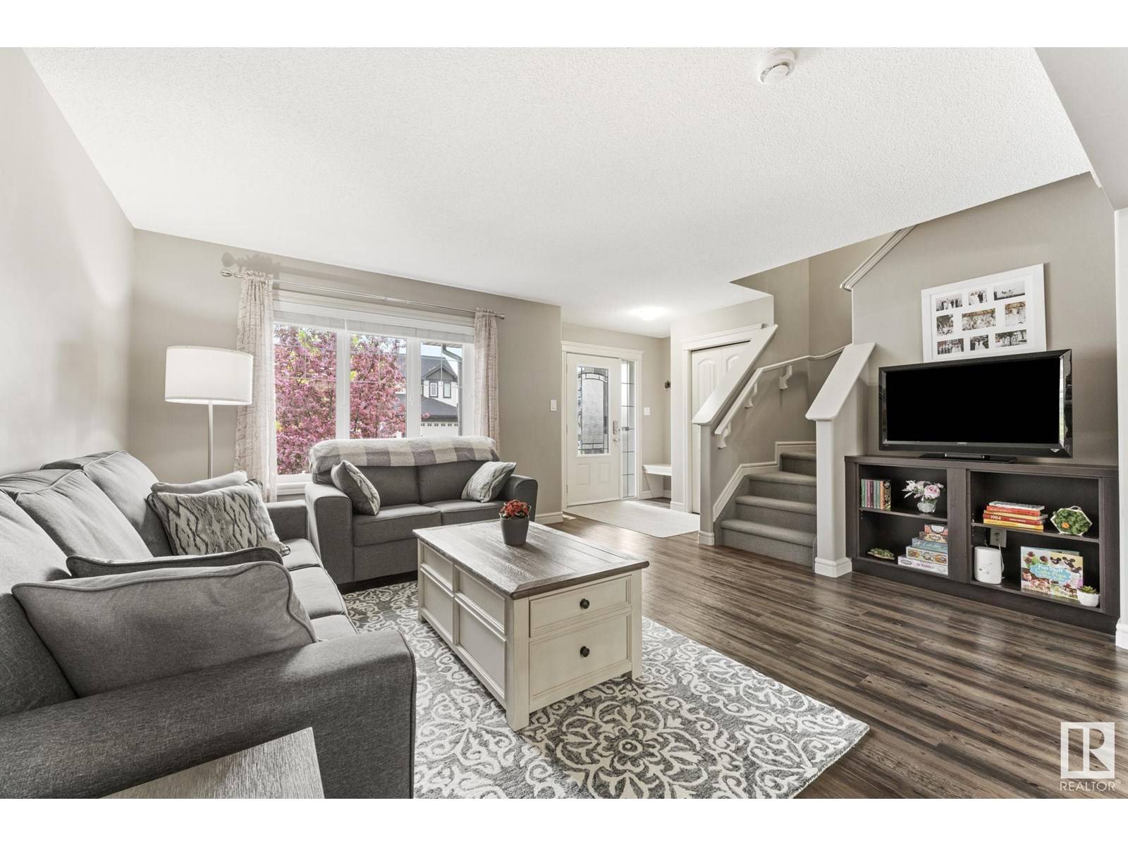 Beaumont, AB T4X2A5,5827 66 ST