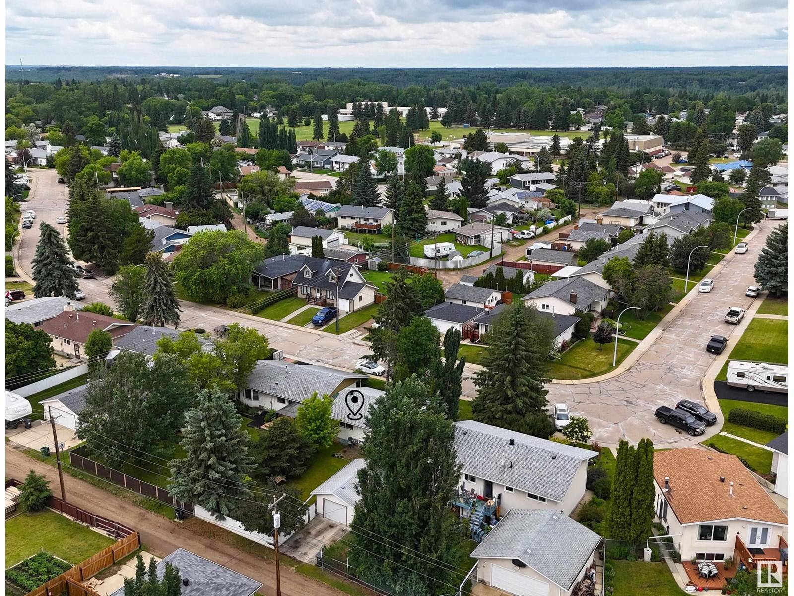 Devon, AB T9G1N1,23 BLACKSTONE CR