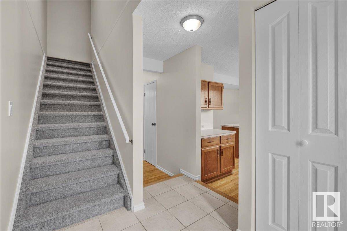 Edmonton, AB T6J5N5,#59 3115 119 ST NW