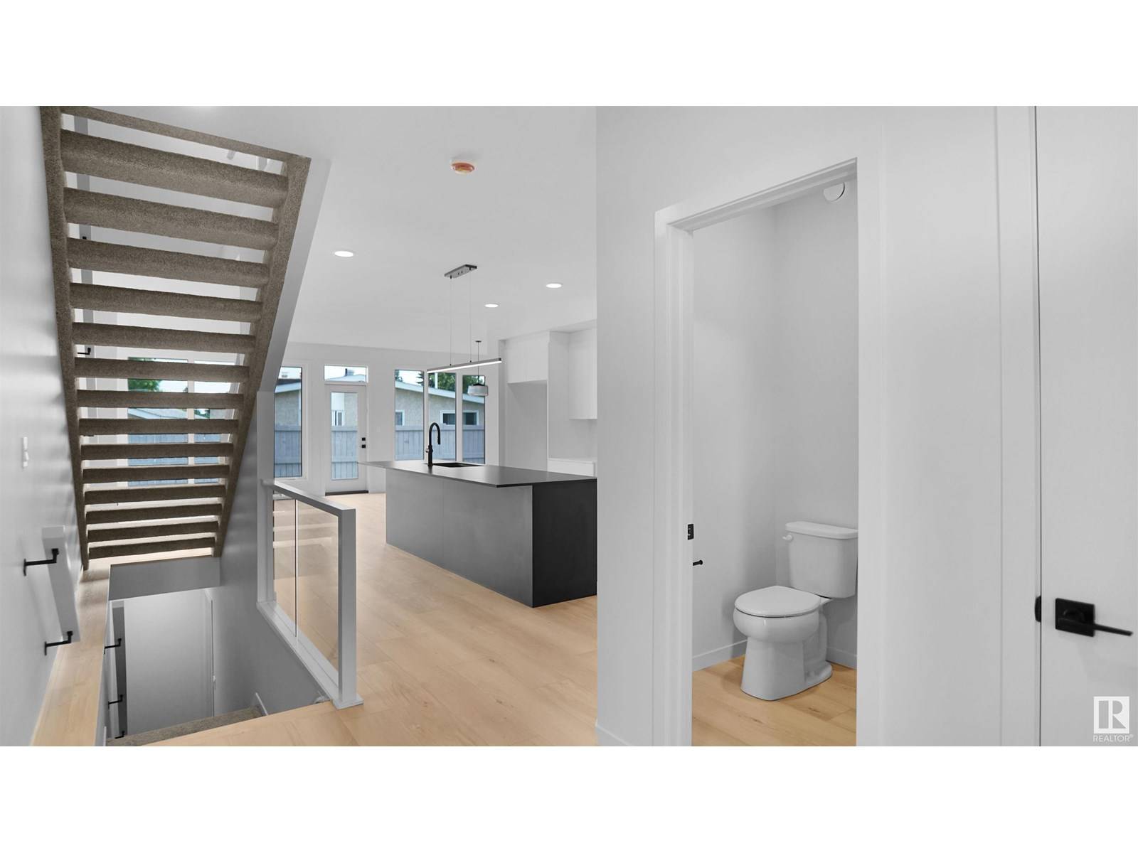 Edmonton, AB T5X0M6,109 ELSINORE PL NW