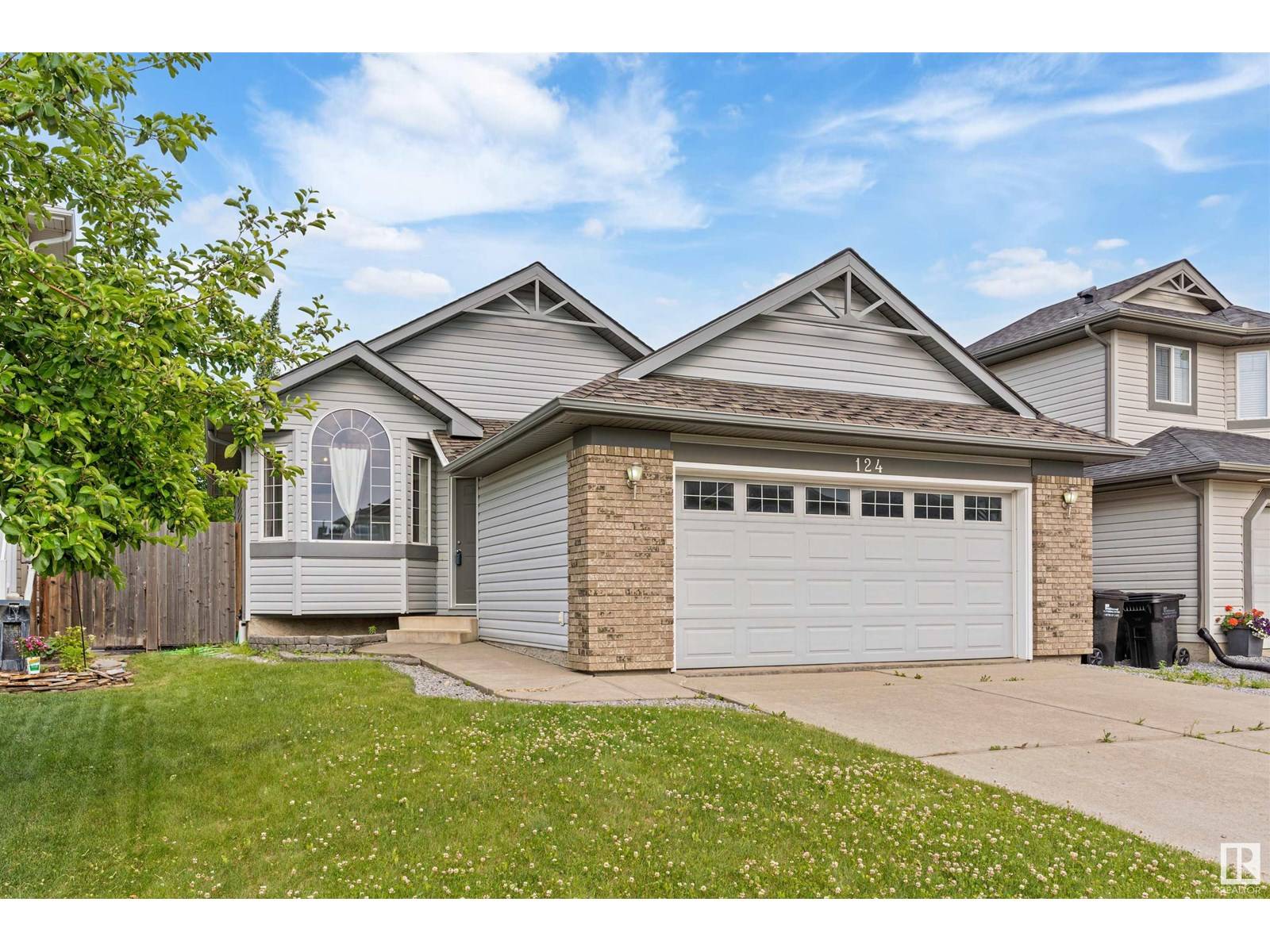 124 CHRISTINA WY, Sherwood Park, AB T8H2K5