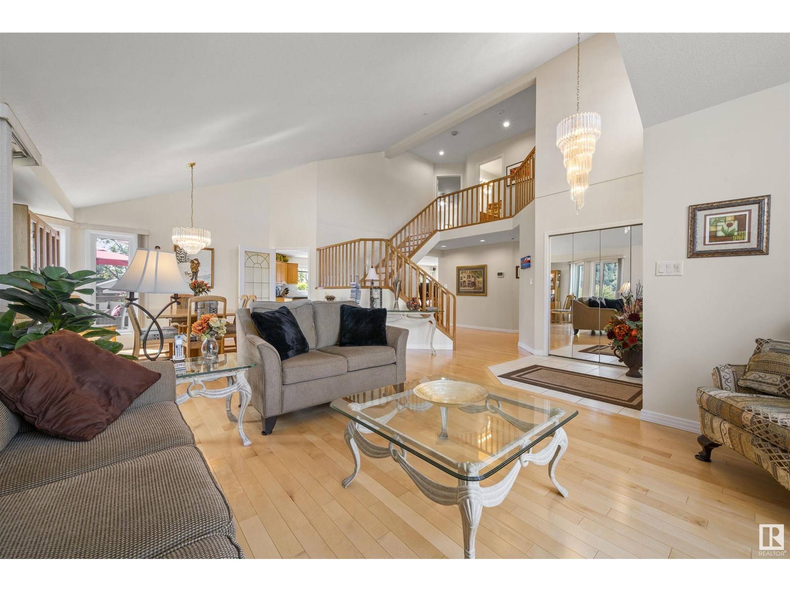 Edmonton, AB T6R2B5,515 BUCHANAN RD NW NW