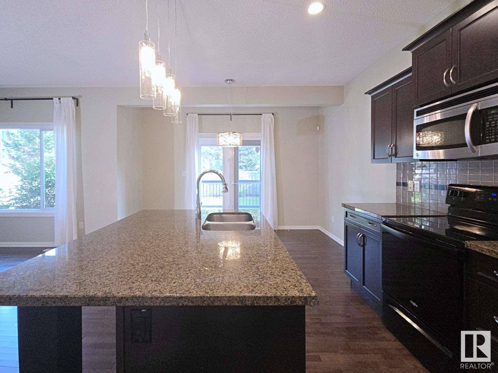 Edmonton, AB T6W0K2,716 ADAMS WY SW