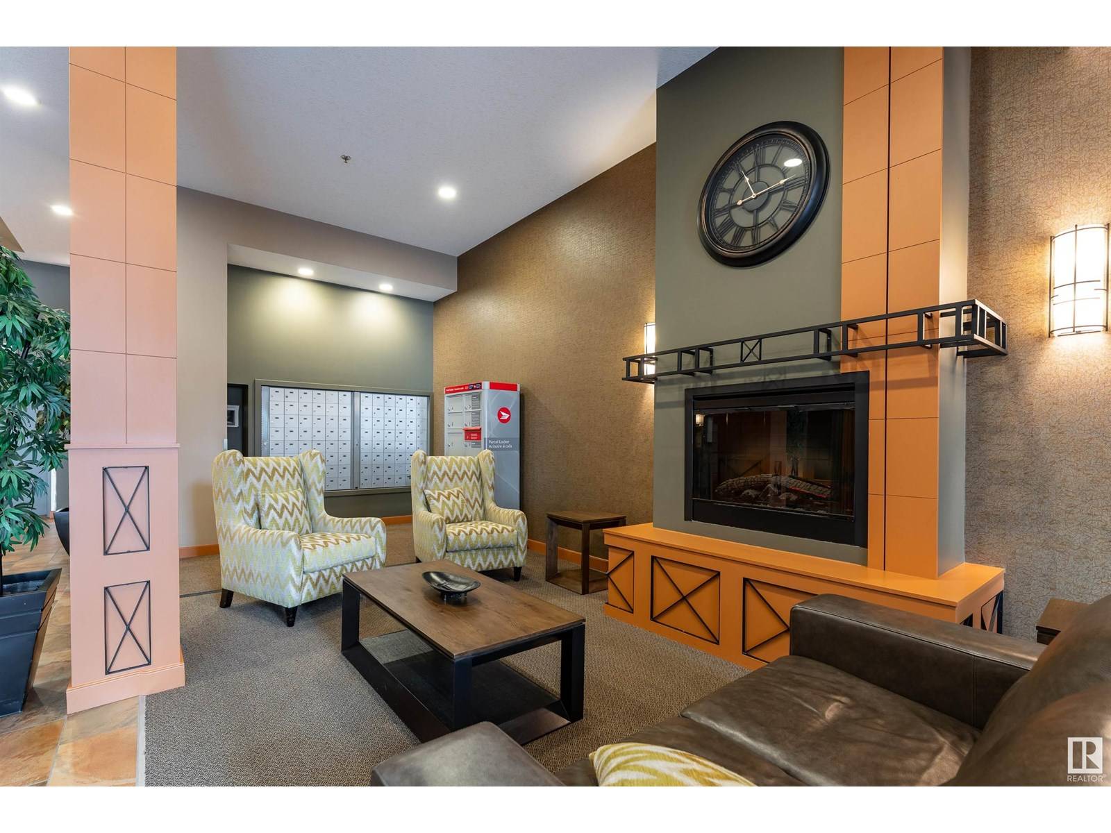 Edmonton, AB T5K0A2,#903 10319 111 ST NW