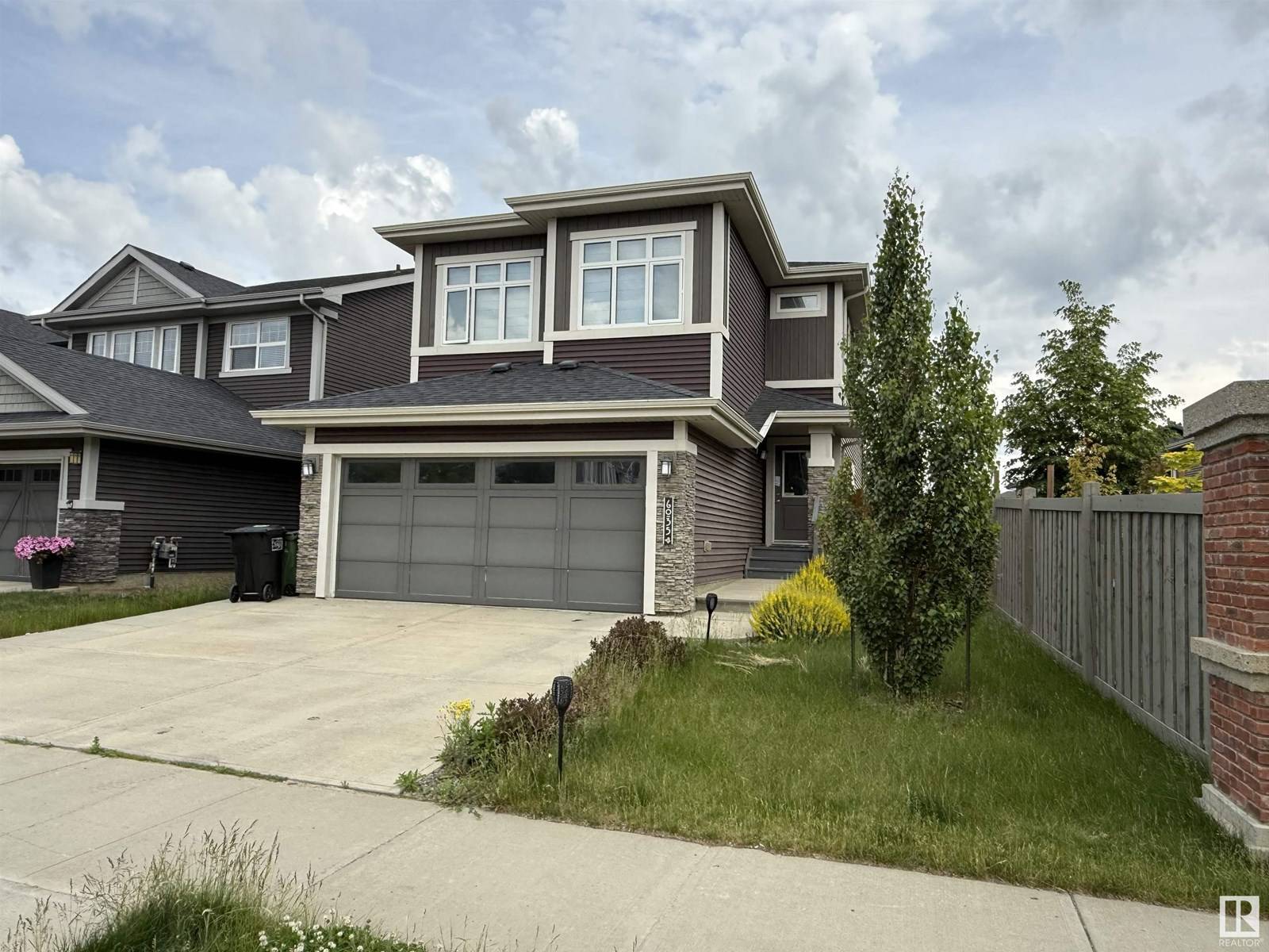 Edmonton, AB T5T7E1,6035 ROSENTHAL WY NW