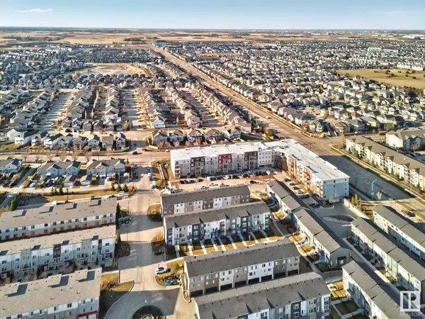 Edmonton, AB T6X1Y7,#404 812 WELSH DR SW