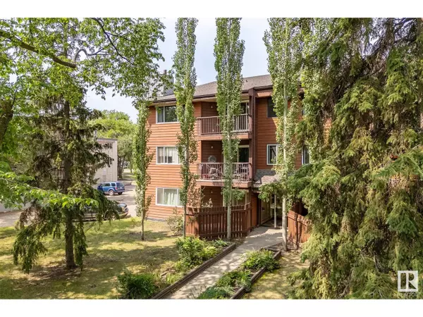 #208 10826 113 ST NW, Edmonton, AB T5H3J2