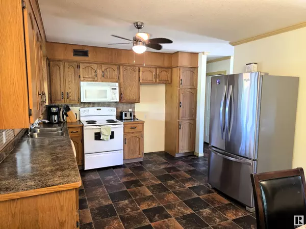 Fort Kent, AB T9N1H0,5025 49 Street