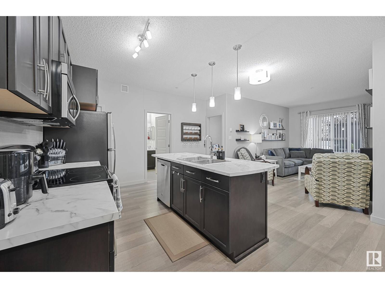 Edmonton, AB T6W2Z9,#116 320 AMBLESIDE LINK SW