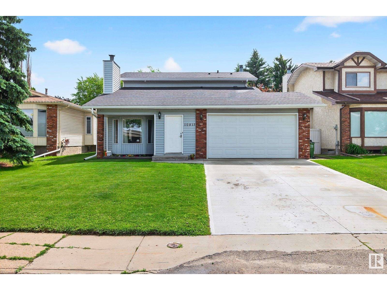 10815 11 AV NW NW, Edmonton, AB T6J6M2