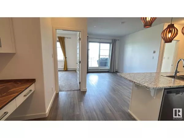 Edmonton, AB T6V0M5,#333 503 Albany WY NW