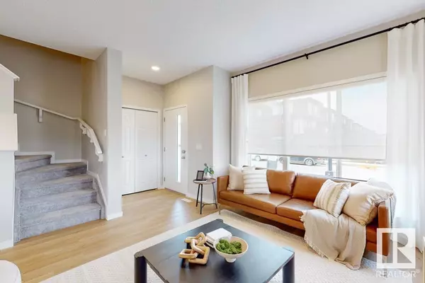 Edmonton, AB T5Y4E8,651 173 AV NE