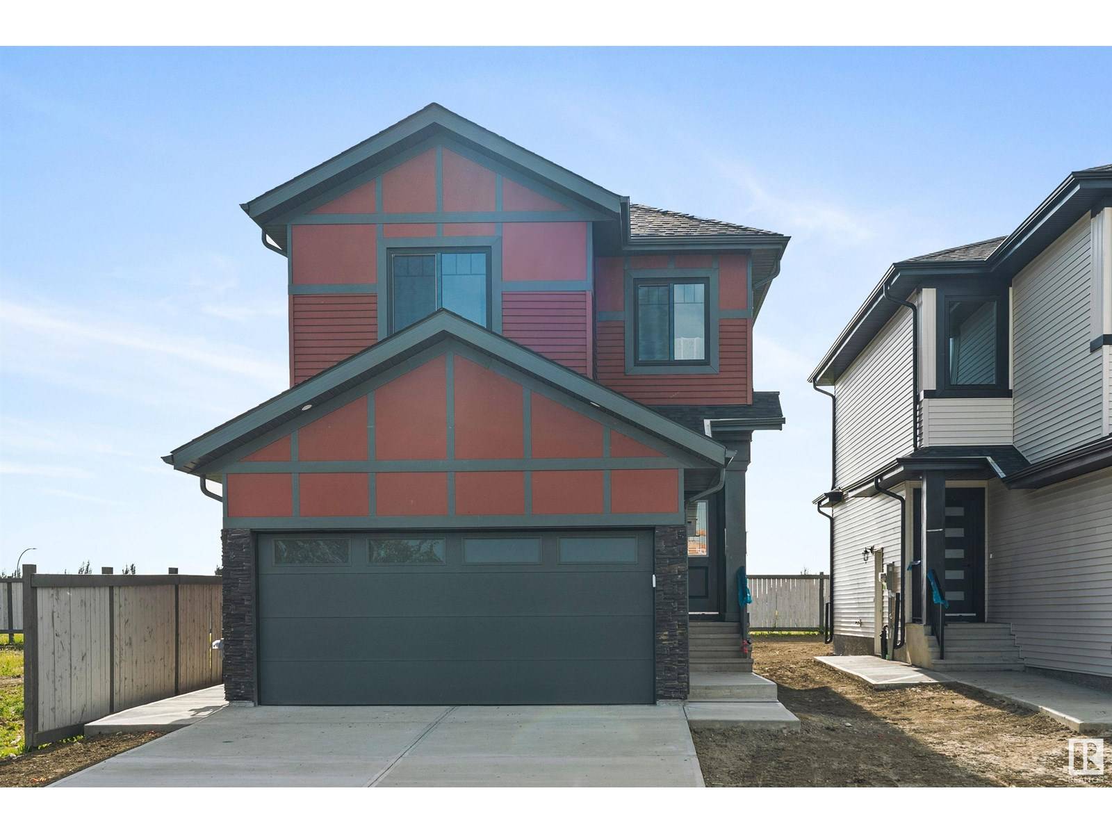 9592 86 ST, Morinville, AB T8R1S8