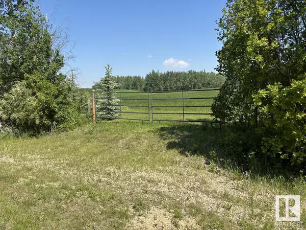 Rural Parkland County, AB T0E0S0,7220 TWP ROAD 532